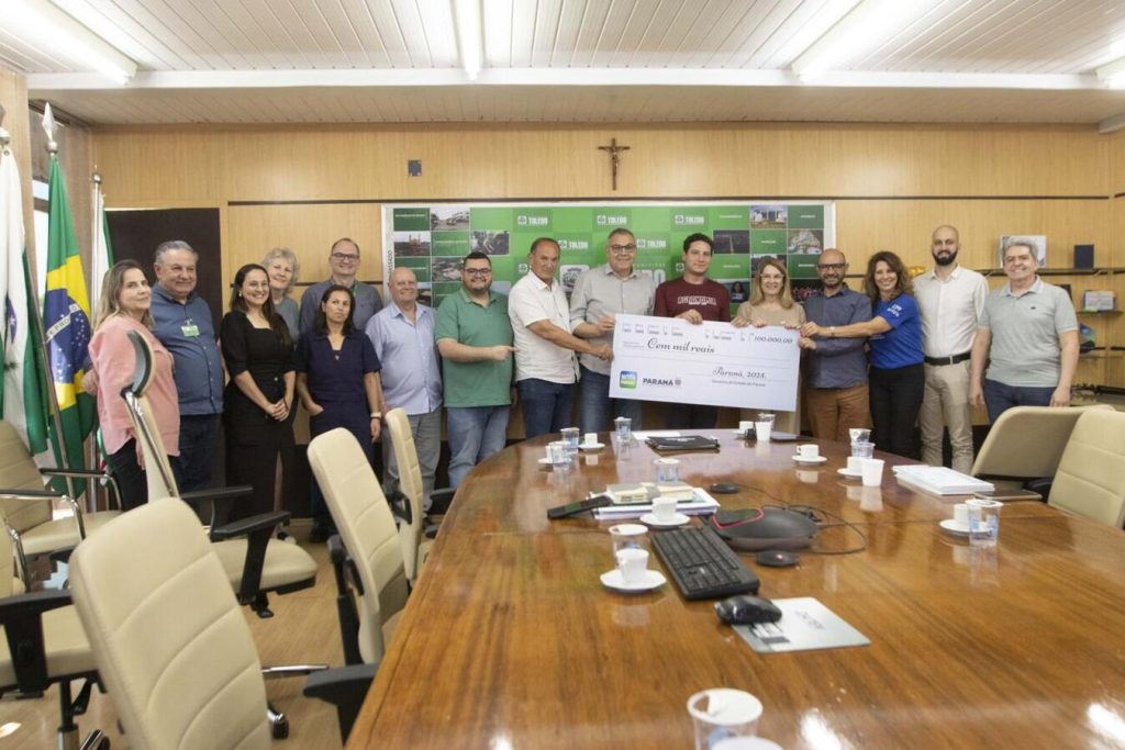 ganhador_do_nota_parana_com_prefeito_mario_carlos_rodrigues_