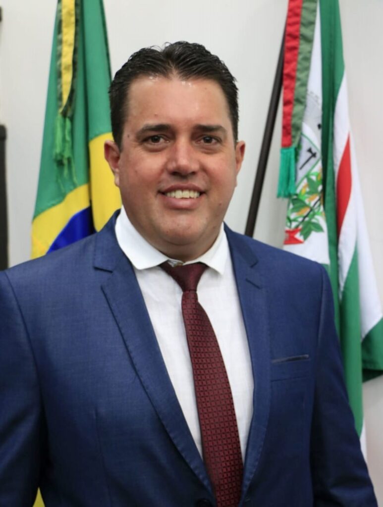Depois de 10 anos no executivo, Jozimar Polasso (PP) começou seus trabalhos de parlamentar