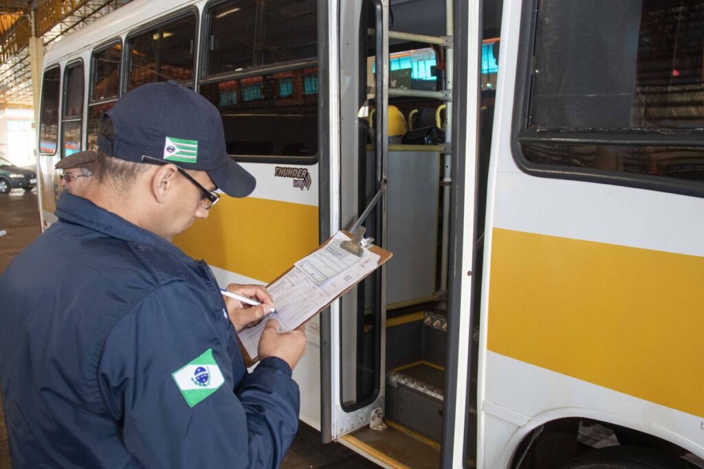 Deptrans realizará vistoria de veículos do transporte escolar de Toledo