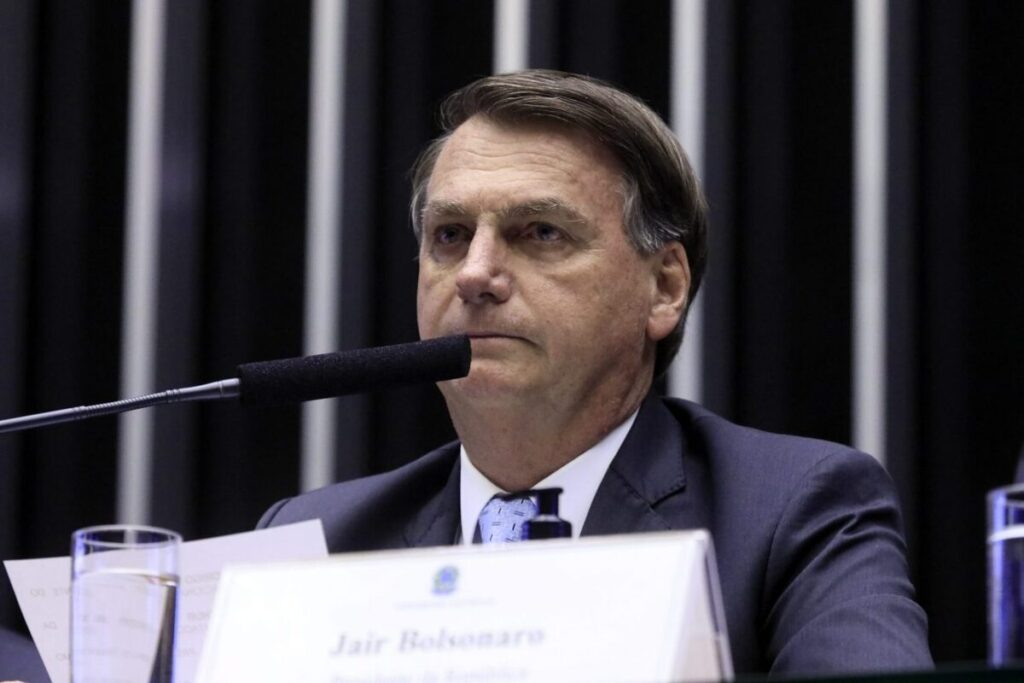 No Congresso, Bolsonaro diz que agro é a locomotiva da economia no Brasil