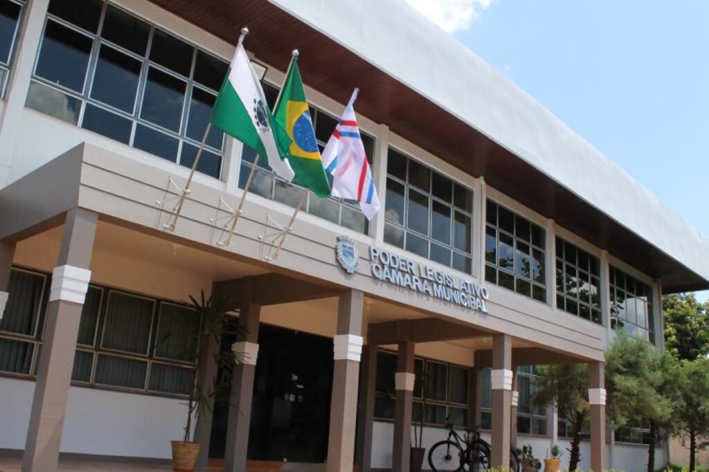 Câmara de Palotina aprova projeto que proíbe empresas condenadas participarem de licitações