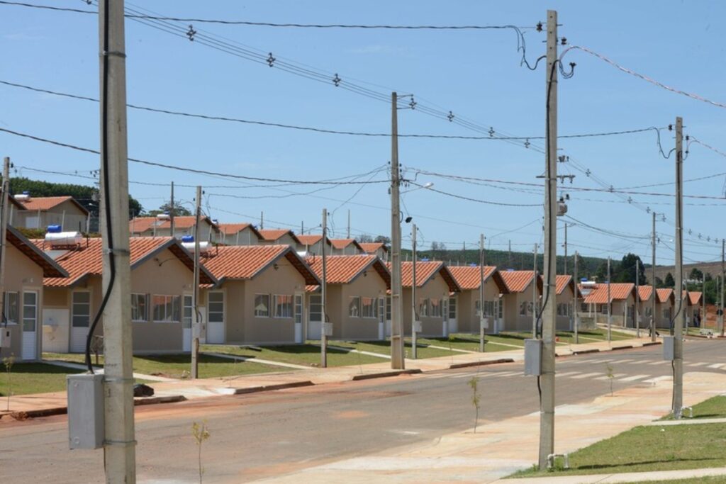 Número de casas populares entregues dobrou em 2020