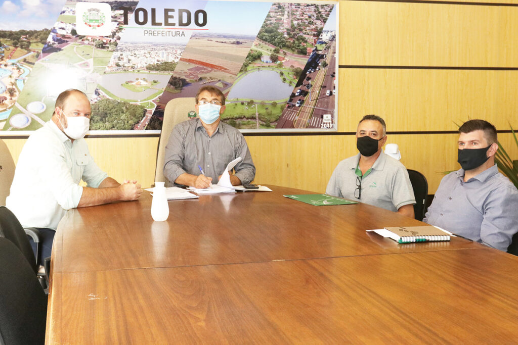 Prefeitura firma contrato para coleta dos ‘amarelinhos’ e do porta a porta