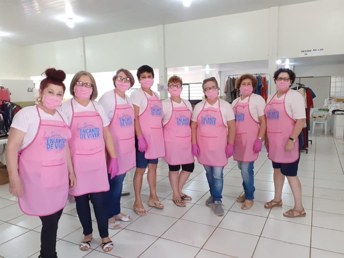 Coral Encanto de Viver realiza 2º Bazar Rosa Solidário em outubro