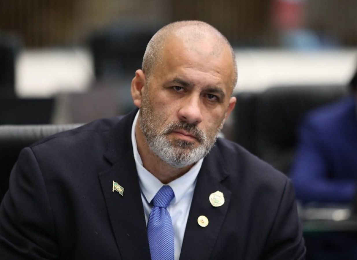 Com fim dos pedágios, deputado Soldado Fruet cobra redução das tarifas de ônibus