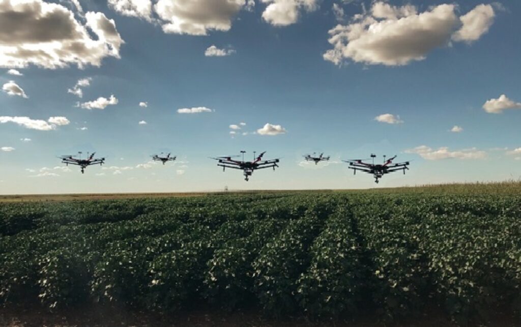 Comboio de drones é a tendência para monitorar o campo