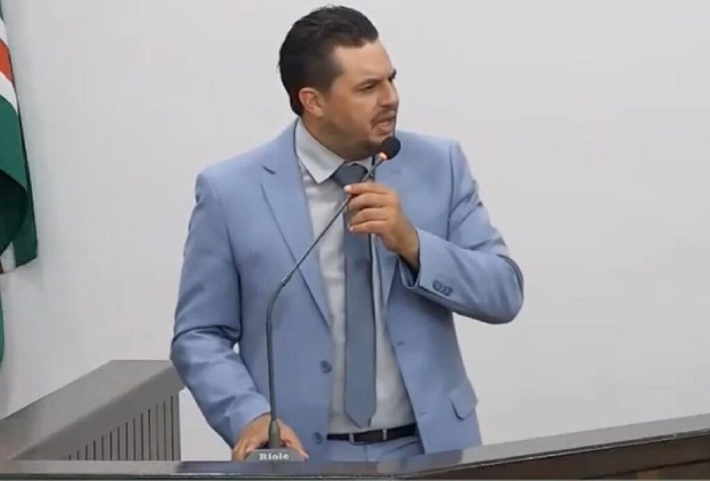 Dudu Barbosa faz um balanço de sua atuação parlamentar e fala sobre divergências entre vereadores