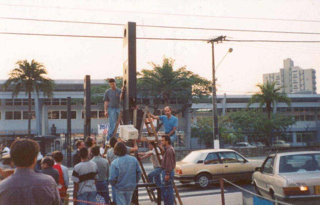 Invenção paranaense completa 29 anos com a missão de salvar vidas no trânsito