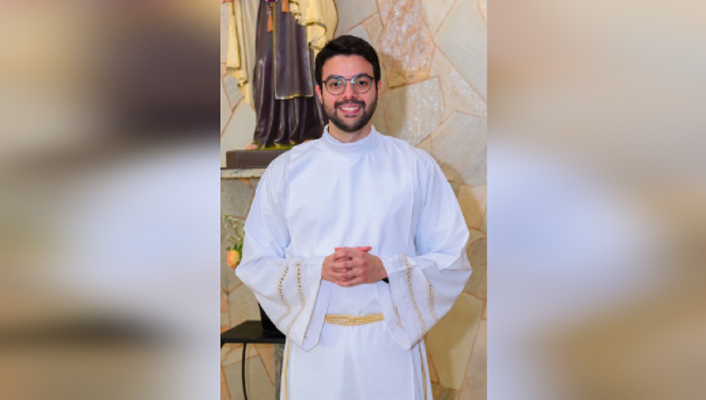 Diocese de Toledo prepara ordenação diaconal de Leonardo Castro