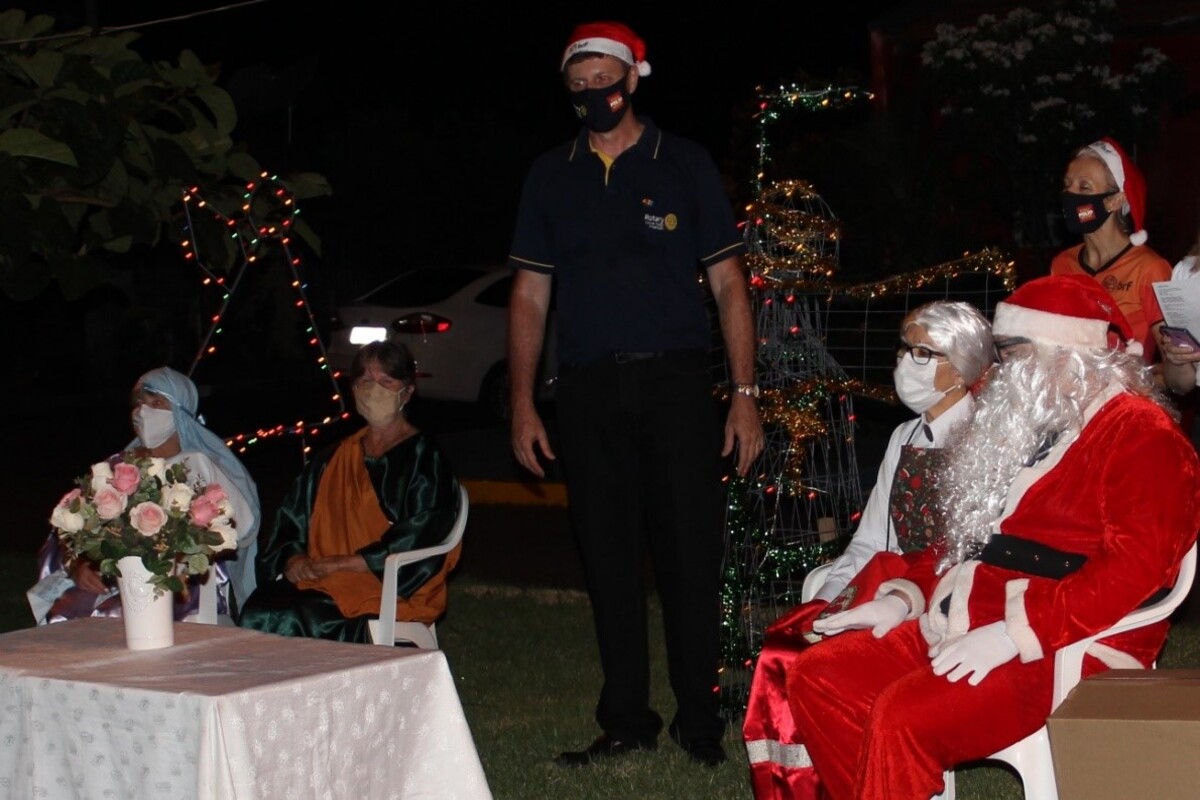 Live Natal Encantado com o cantor Thiago terá muitas surpresas e sorteios