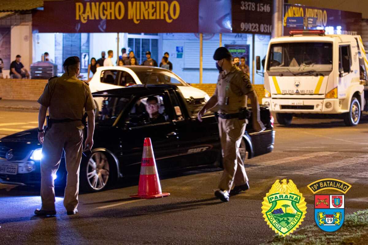 Operação Bloqueio mira aglomerações, fecha bares e prende pessoas em Toledo