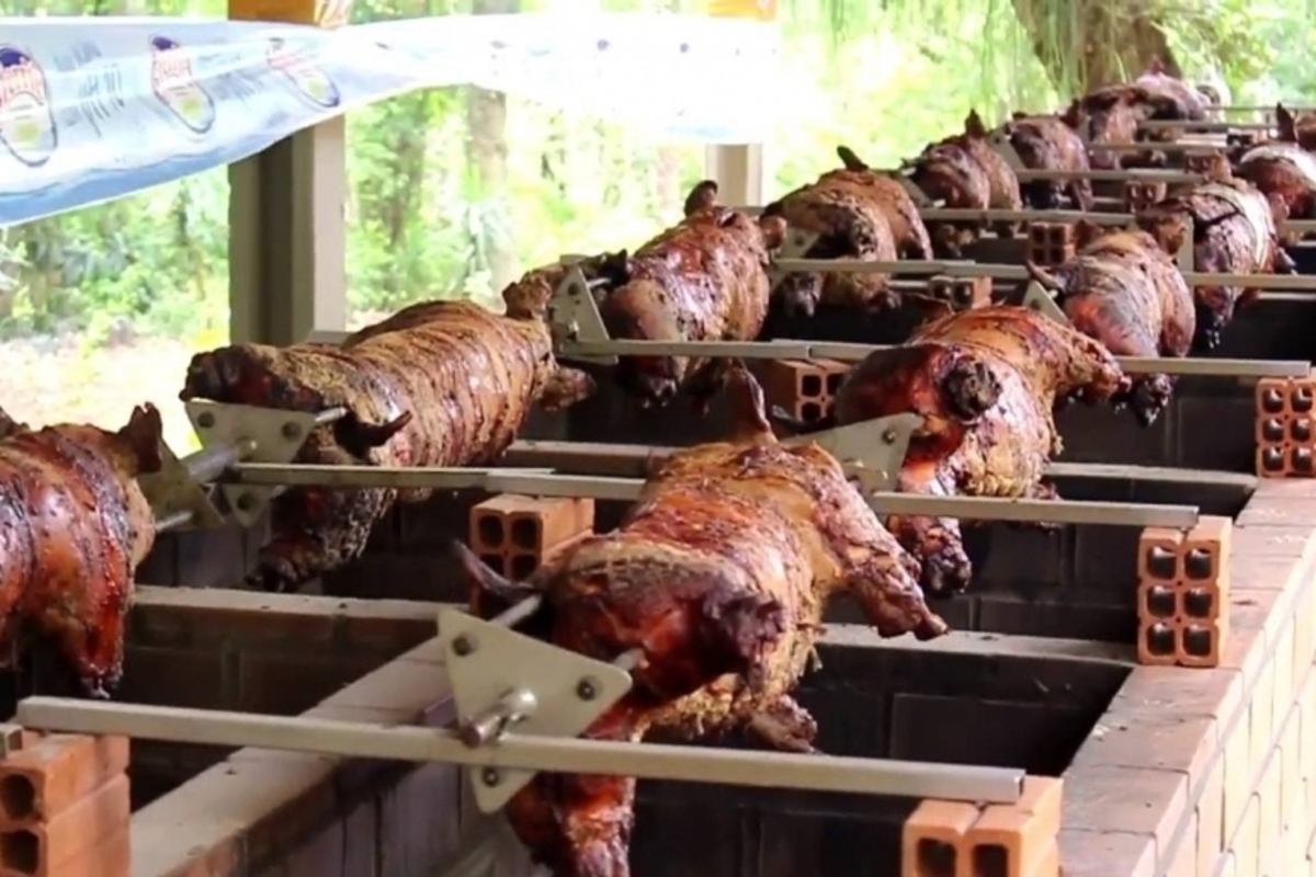 Maior evento gastronômico de Toledo, a 47ª Festa do Porco no Rolete foi cancelada