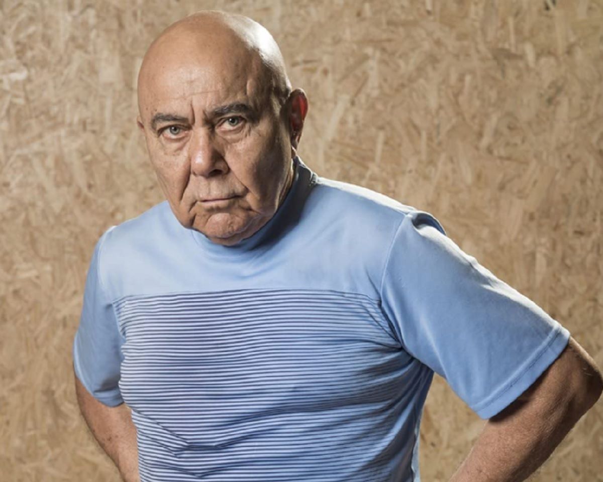 Ator Roberto Guilherme, o Sargento Pincel de 'Os Trapalhões', morre aos 84 anos