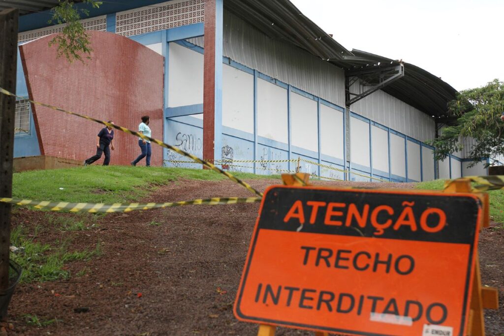 Euzébio Garcia apresenta problemas na cobertura e Prefeitura busca soluções