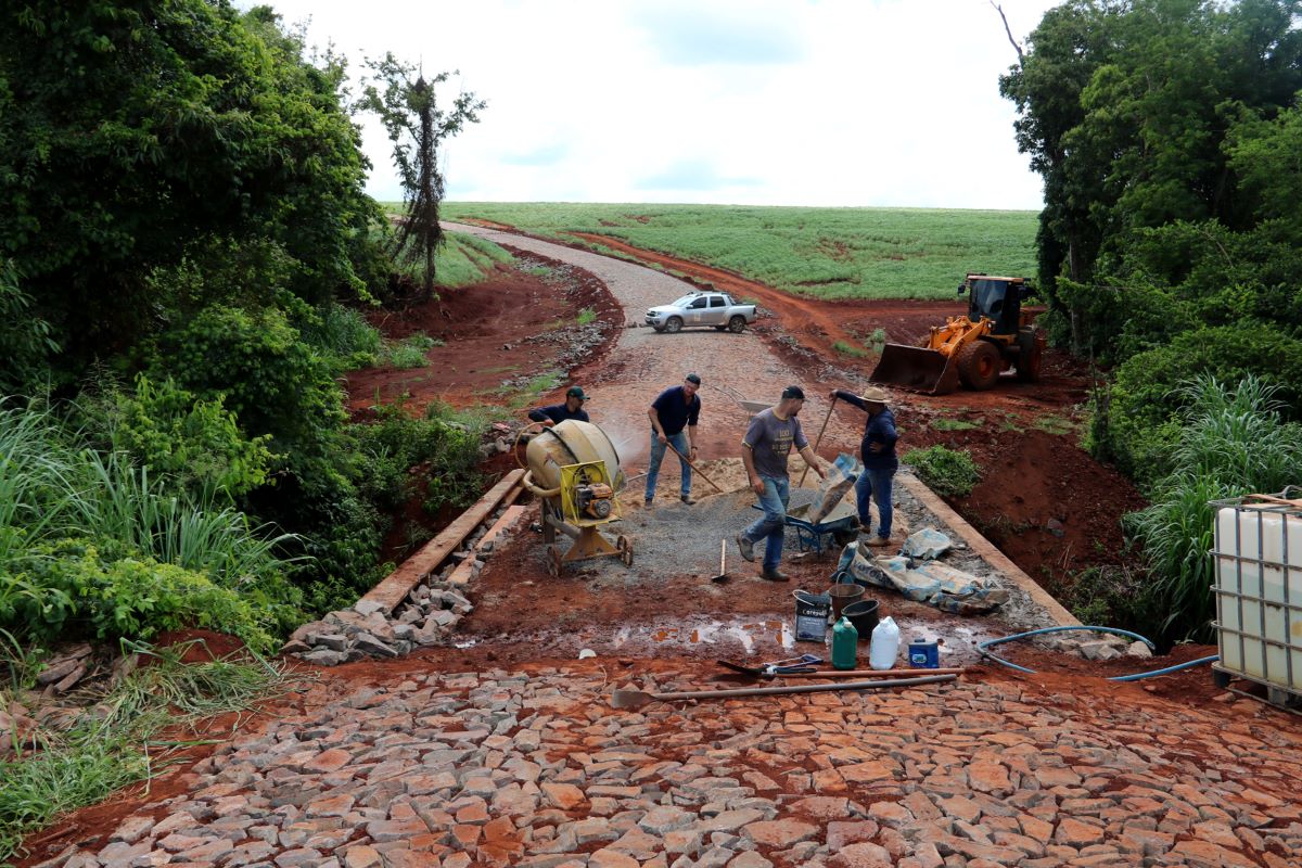 Alargamento de ponte proporciona mais segurança nas estradas no interior de Maripá
