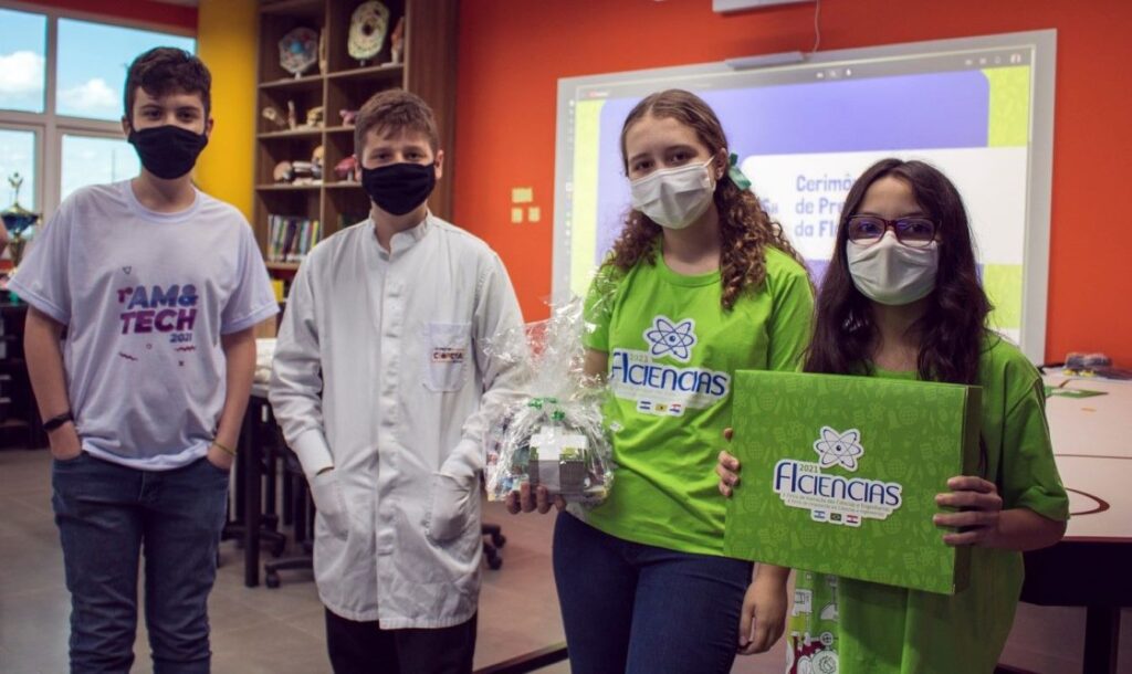Alunos do Clube de Ciências do Biopark Educação somam 10 premiações em 2021