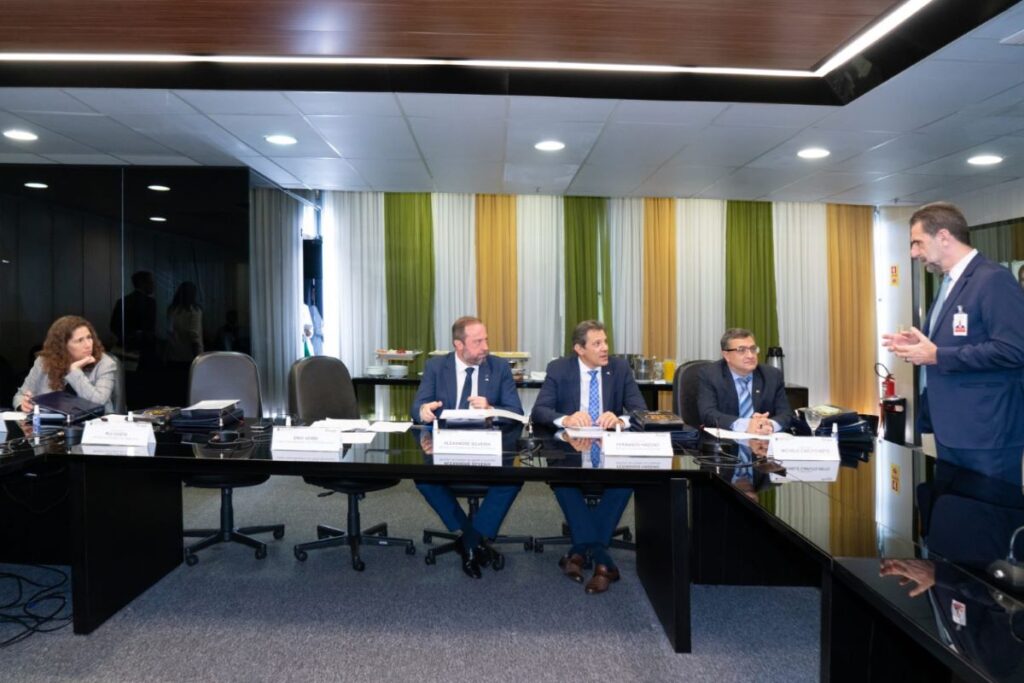 Itaipu anuncia redução na tarifa de serviço, que vai beneficiar o consumidor de energia