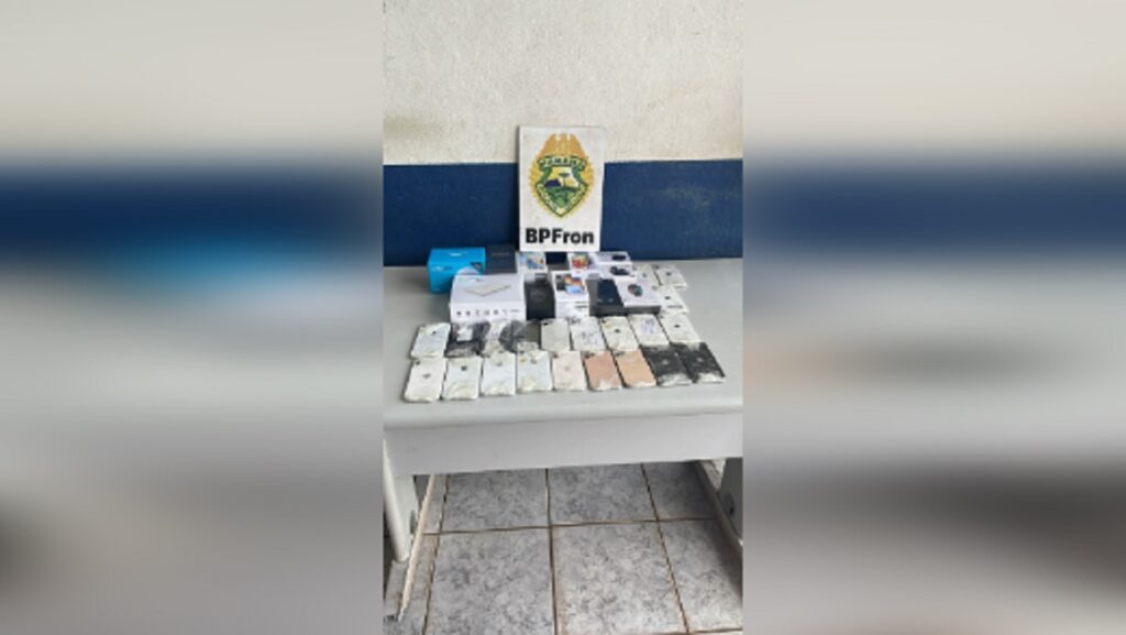 BPFron apreende celulares e equipamentos eletrônicos com passageira de ônibus em Toledo