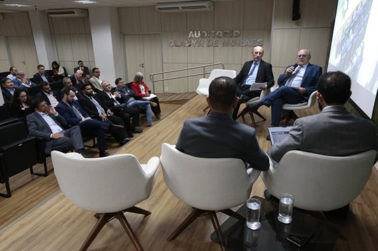 Câmaras Setoriais de Milho e Soja debatem perspectiva da safra de grãos