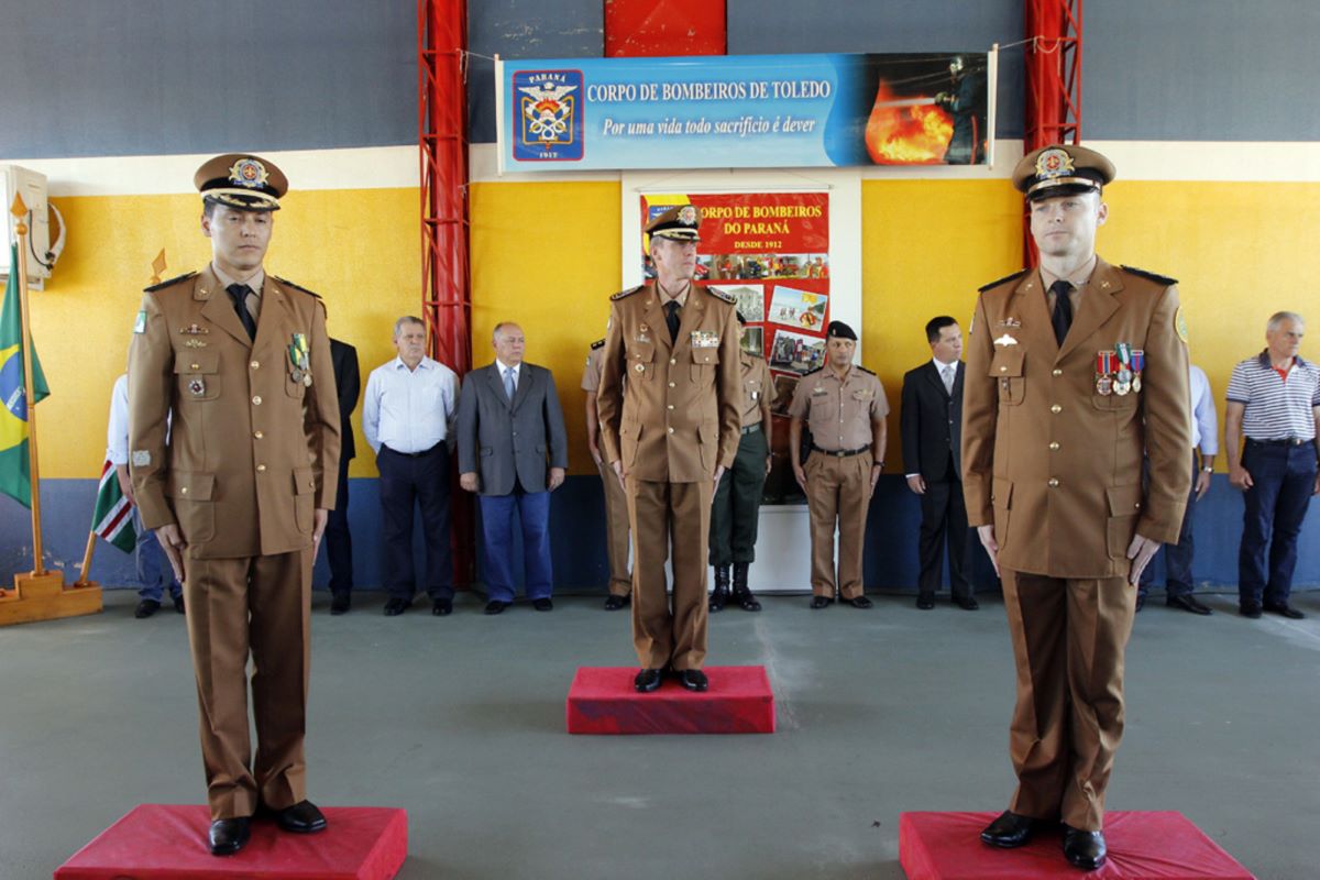 Troca de comando no 2º SGB: Capitão Rodrigues assume posto do Major Zarpellon