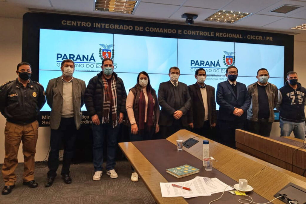 Comitiva de Toledo trata assuntos da segurança pública em Curitiba