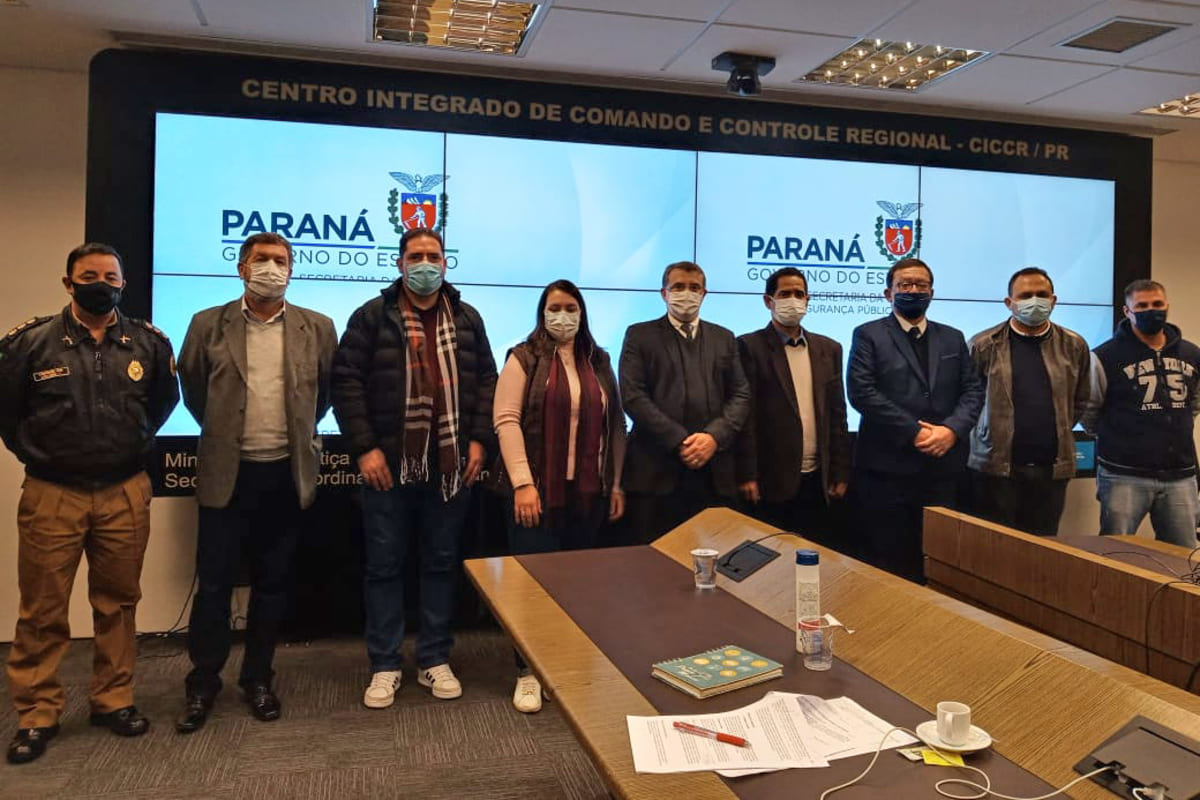 Comitiva de Toledo trata assuntos da segurança pública em Curitiba