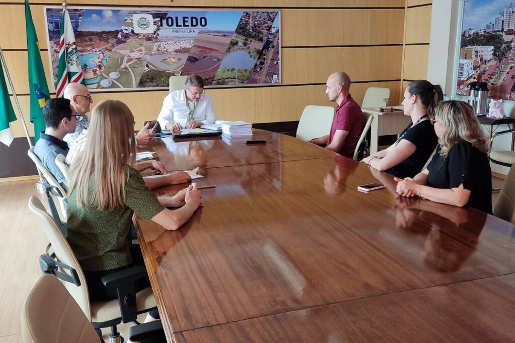 Prefeitura firmou contrato para investimentos na Escola Municipal Ivo Welter