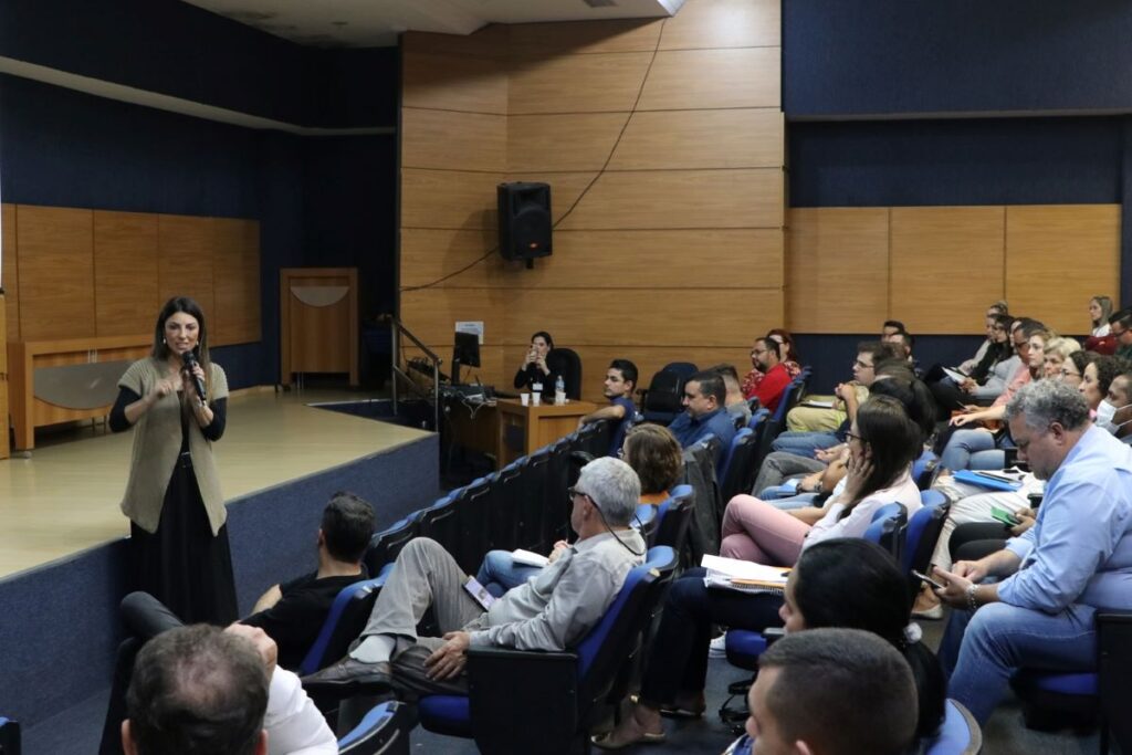 Nova lei de licitações é tema de curso para servidores municipais de Toledo