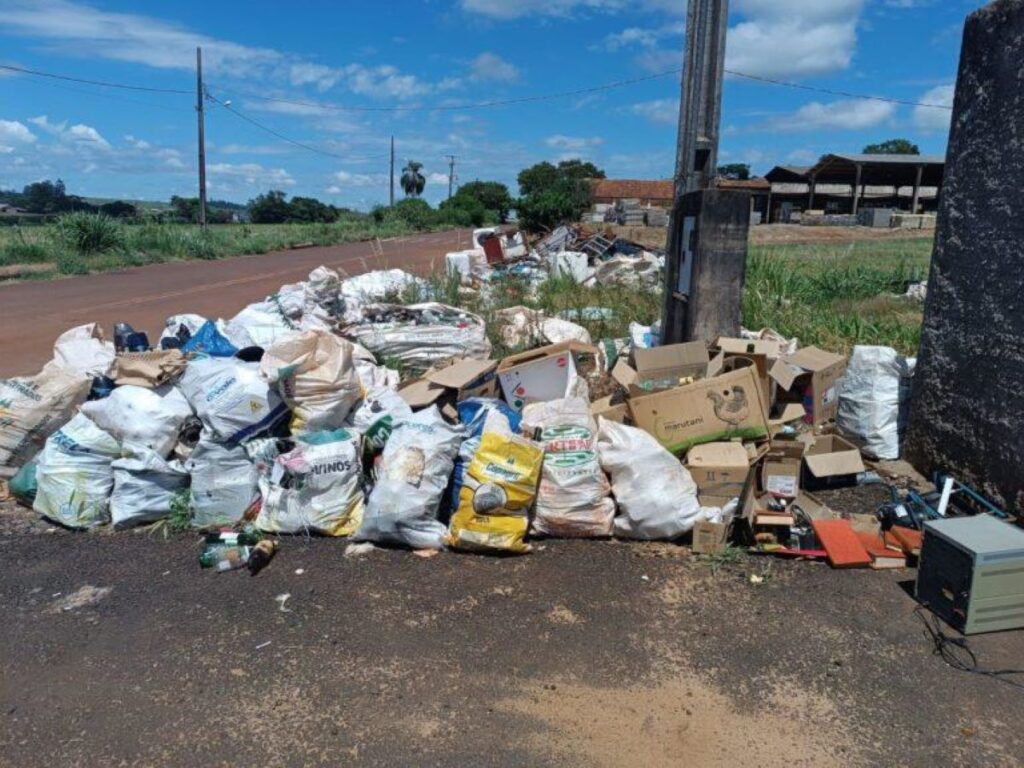 Descarte correto de materiais recicláveis é solicitado à população de Quatro Pontes