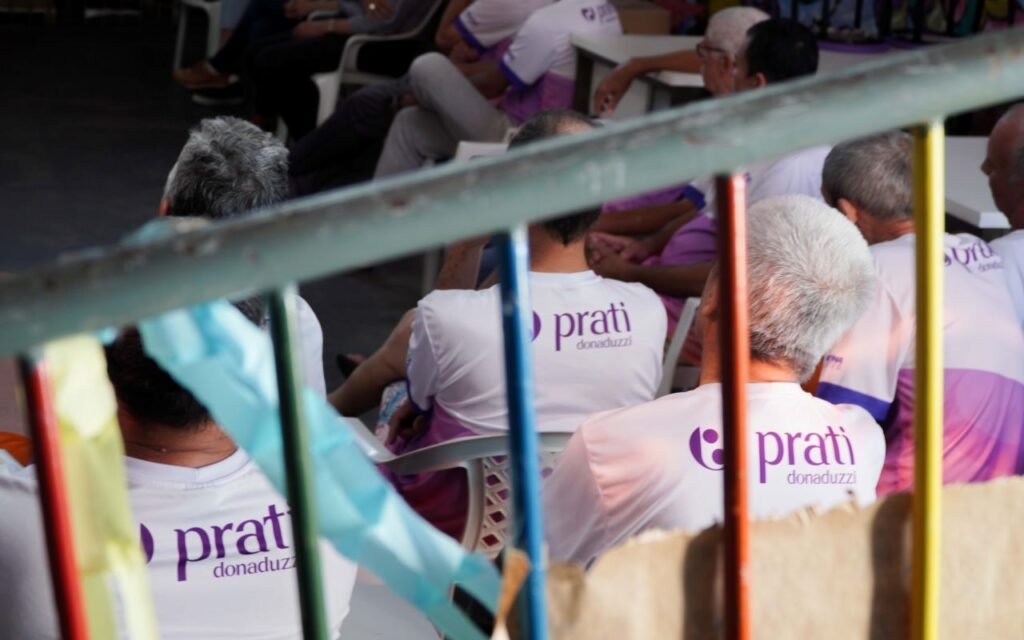 Programa Recomeçar: Prati-Donaduzzi ajuda na ressocialização de detentos na sociedade