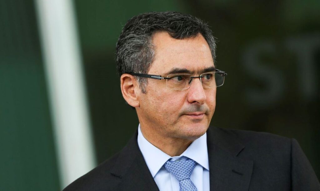 Ex-ministro da Fazenda Eduardo Guardia morre aos 56 anos