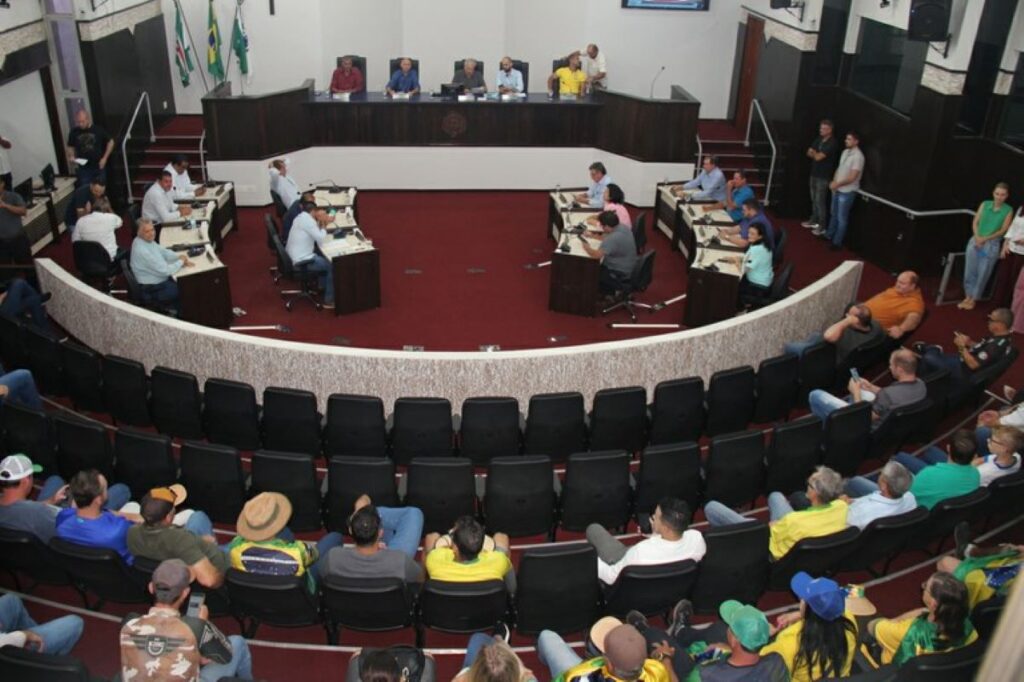 Câmara de Toledo elege Mesa Diretora para o biênio 2023-24