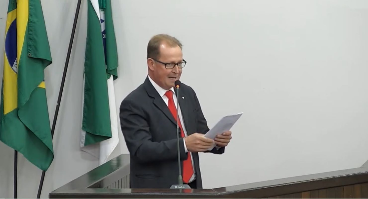 Suplente de deputado federal, Elton Welter se licencia da Câmara de Toledo