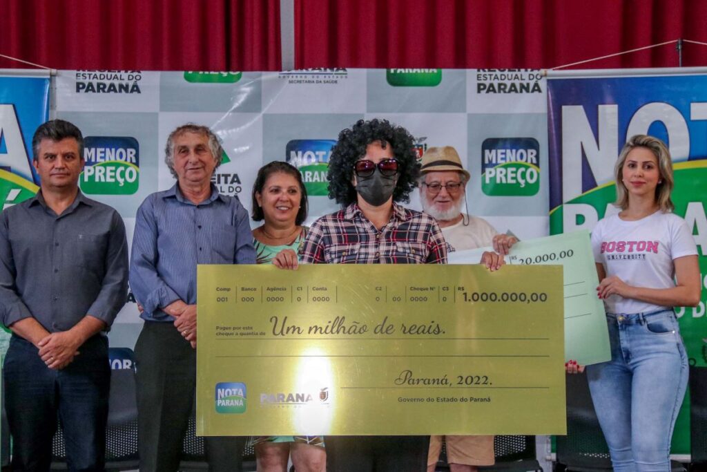 Empresária utiliza disfarce para receber prêmio de R$ 1 milhão do Nota Paraná