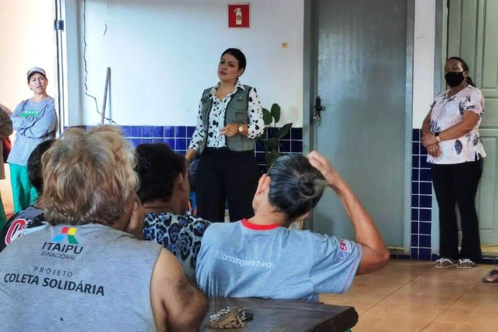 Associados da Acatol participam do Projeto Escuta Catadores