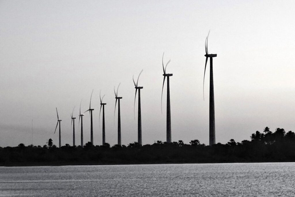 Energia eólica deve quadruplicar no Brasil até o fim da década, dizem fabricantes