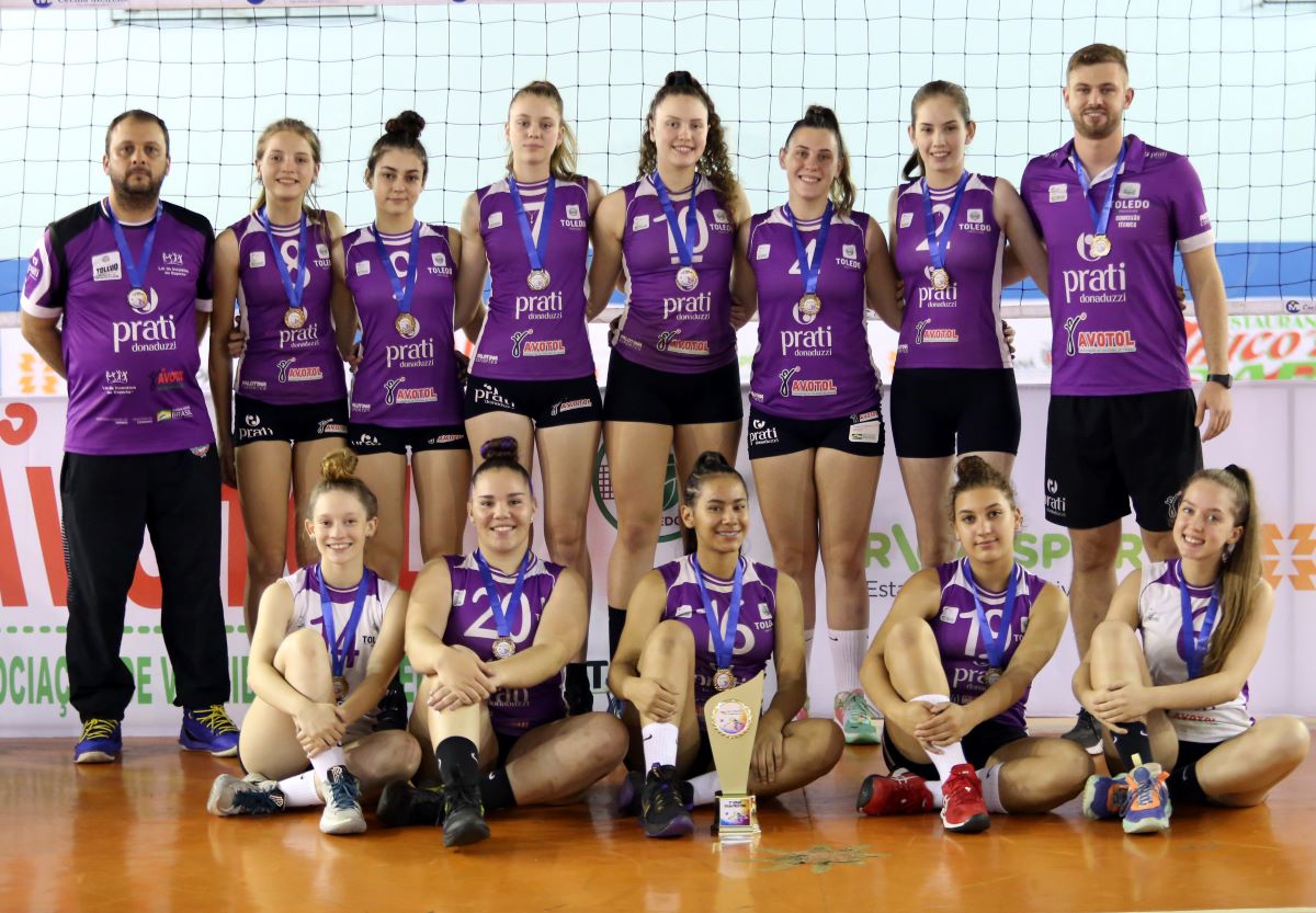 Medianeira vence 4ª etapa da Copa Integração de Vôlei