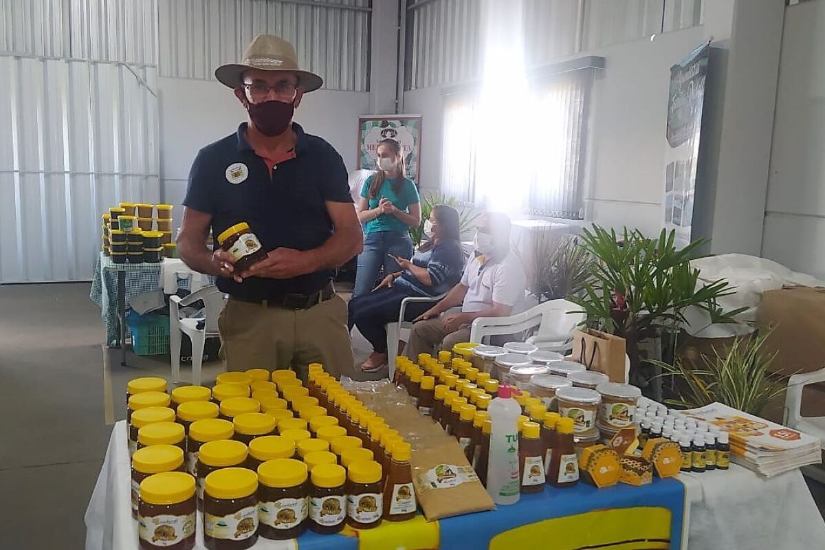 Coofamel está presente no Show Rural em Cascavel