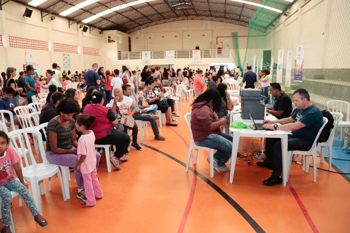Feira de serviços Paraná em Ação chega a Jesuítas nesta terça-feira