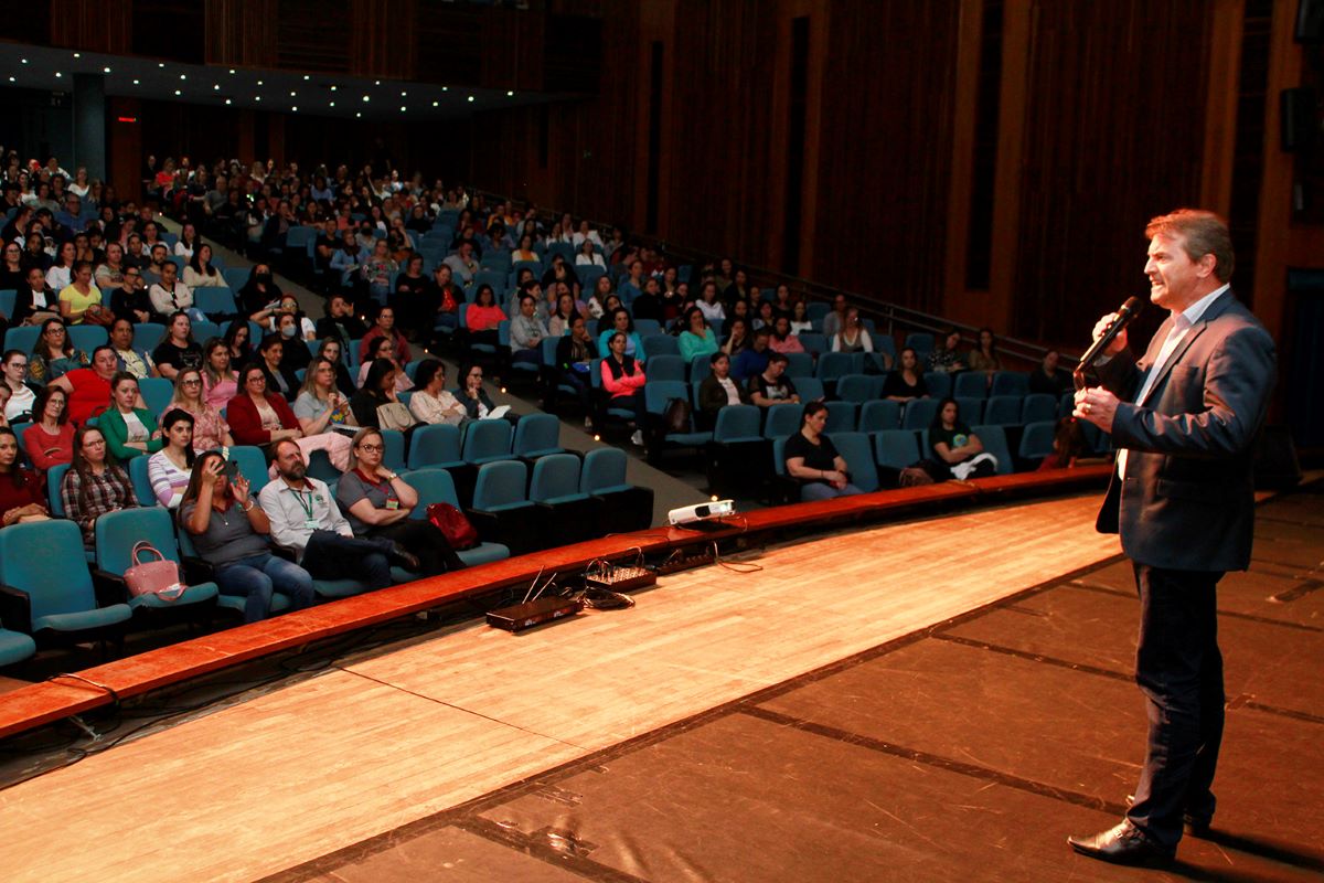 Professores da rede municipal de Toledo participaram de formação continuada