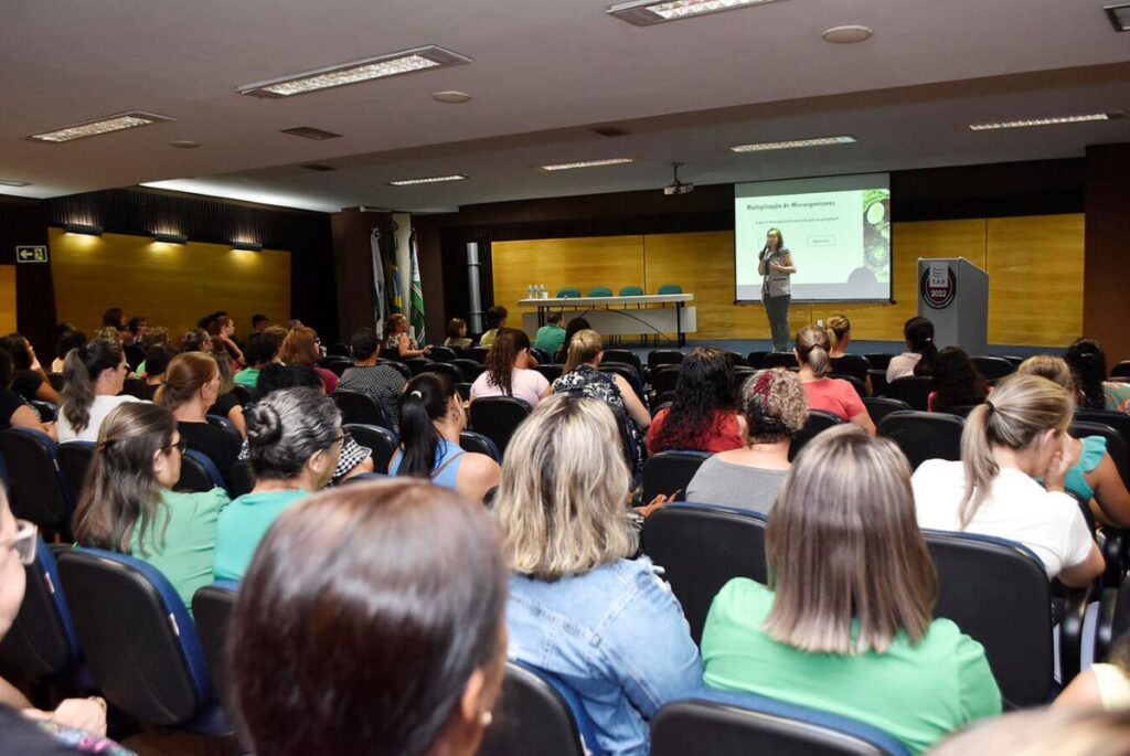 Cozinheiras dos distritos de Toledo recebem formação sobre Boas práticas na alimentação