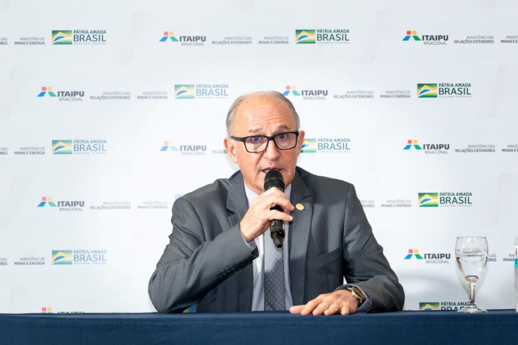 Tarifa de energia de Itaipu deve ser reduzida já em 2022 sem prejuízo a obras, afirma general Ferreira
