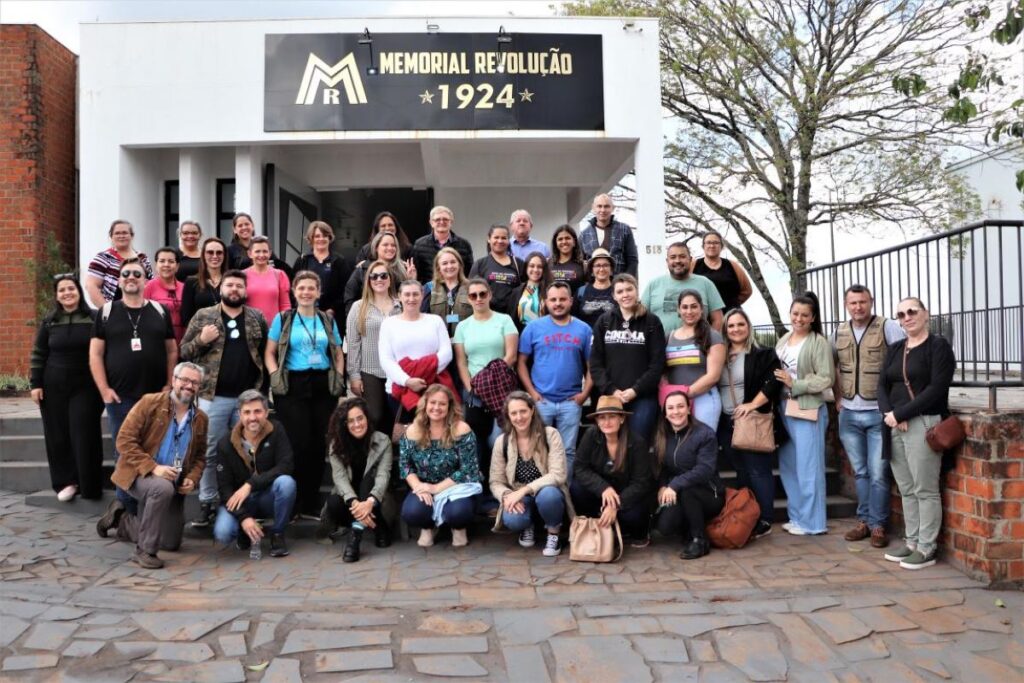 Gestores de Cultura do Oeste visitam municípios da região em contextualização histórica