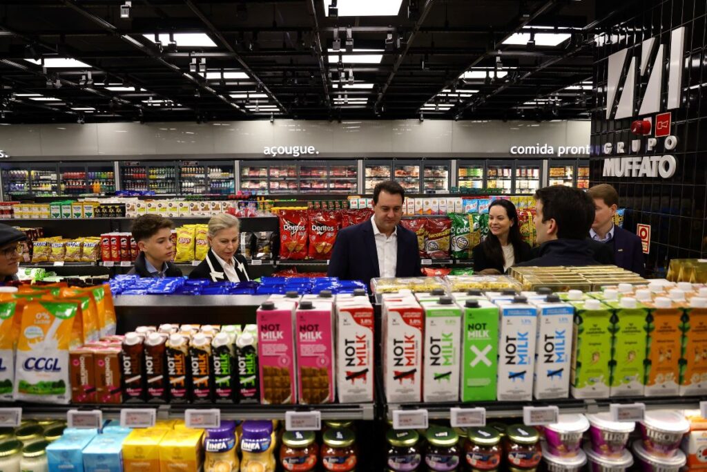 Grupo Muffato inaugura o primeiro mercado 100% autônomo do Paraná