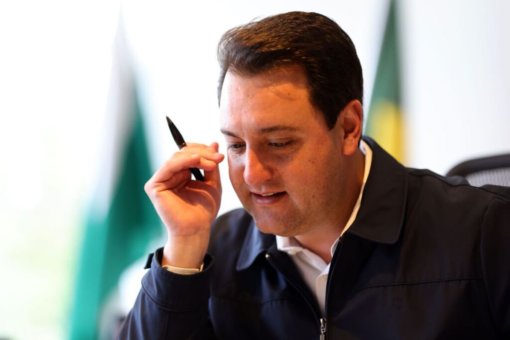 Ratinho Junior é reeleito governador do Paraná