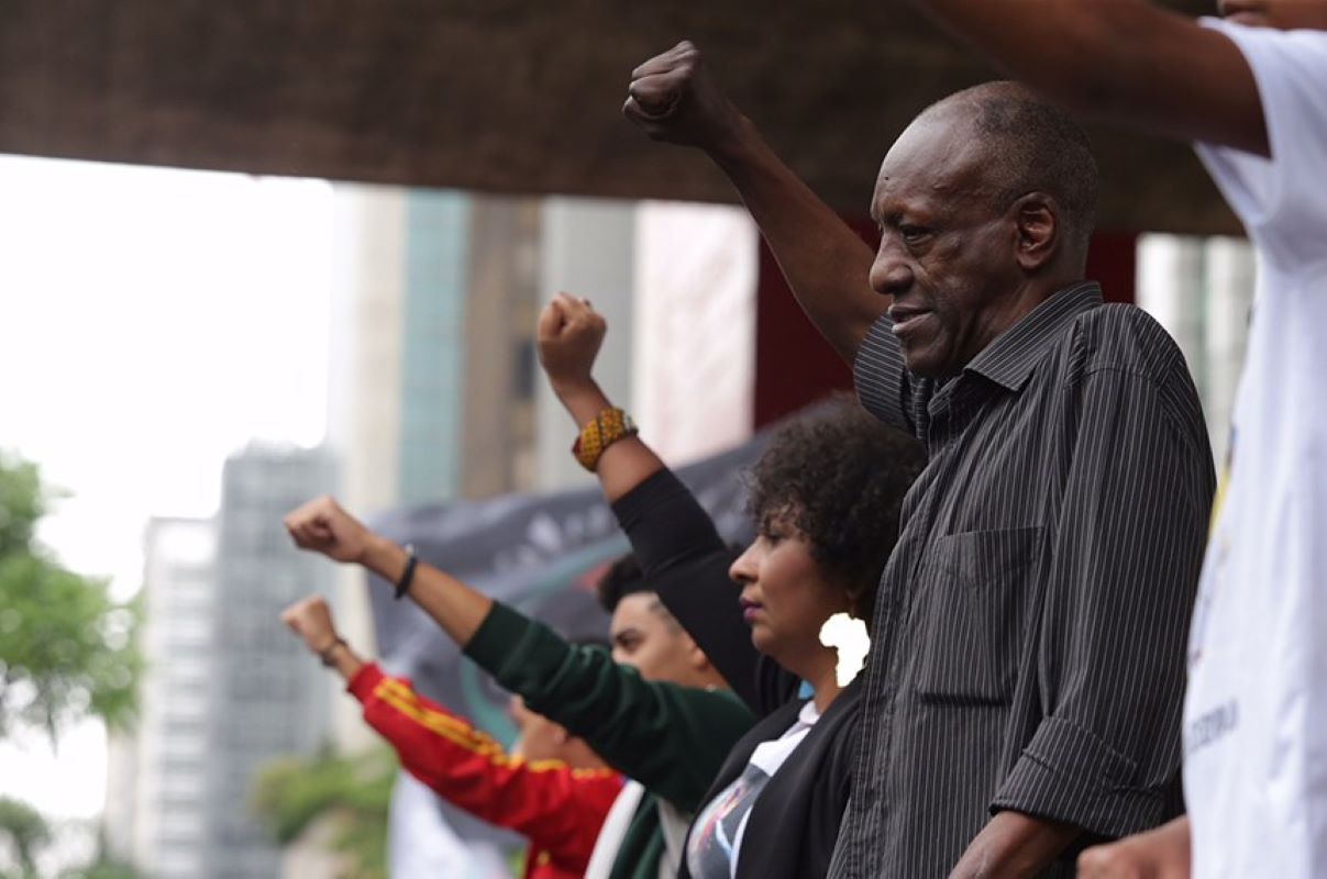 Lula sanciona lei que tipifica como crime de racismo a injúria racial