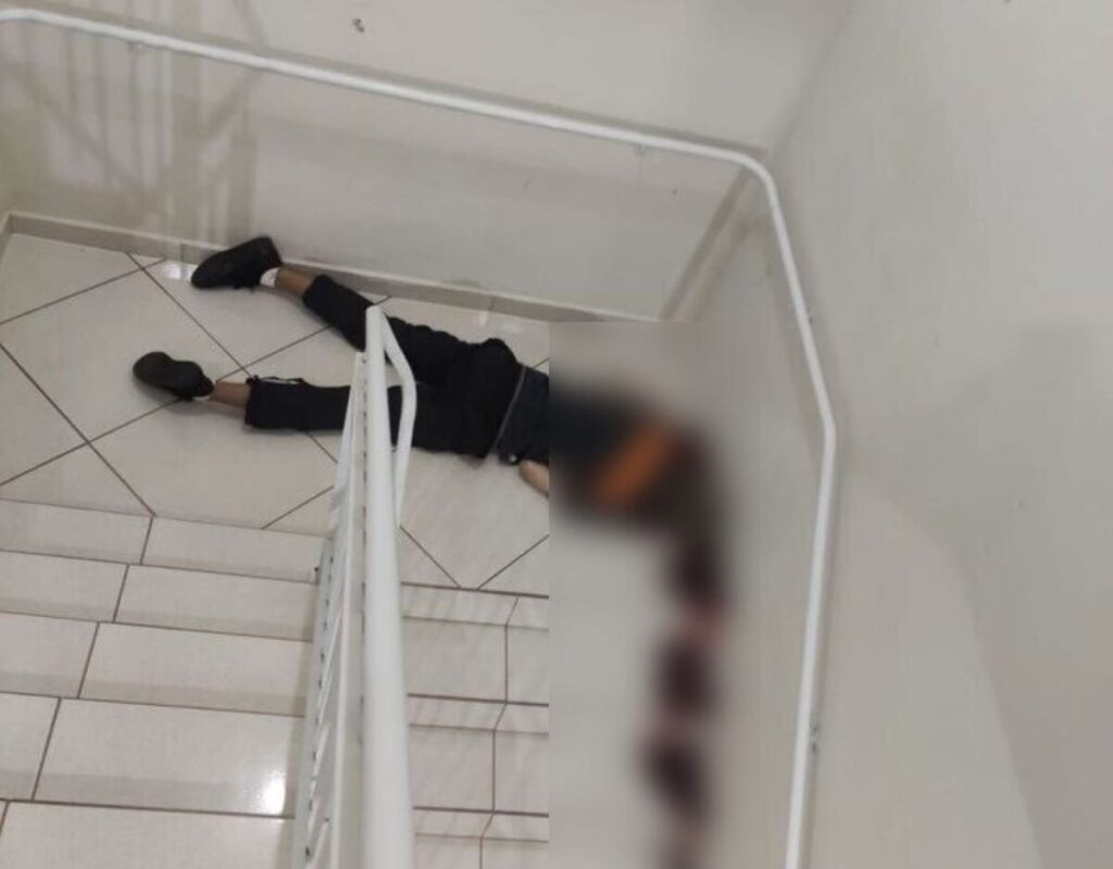 Em Toledo, jovem é baleado e morre na escadaria de um condomínio
