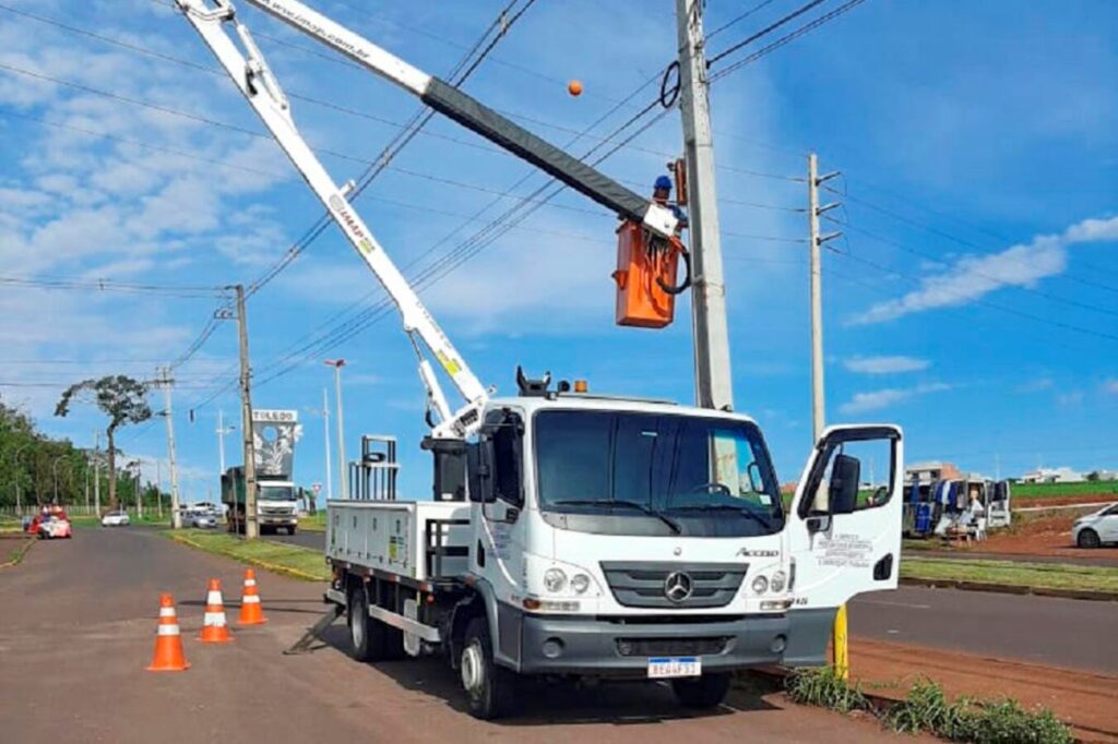 PPP faz ampliar canais de protocolo na manutenção da iluminação pública de Toledo