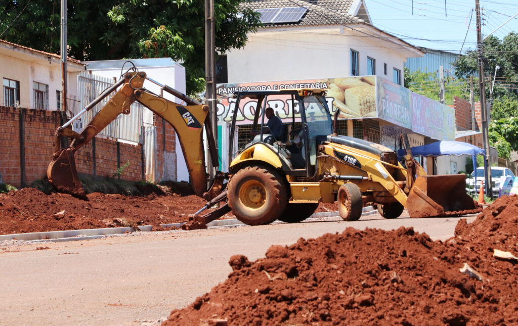 Obras na Rua Carlos Gomes no Jardim Europa avançam