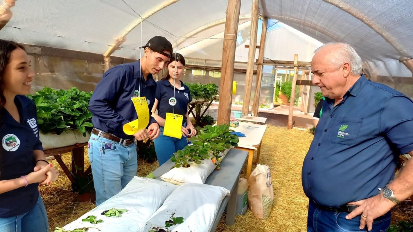 Sindicato Rural prestigia Mostra Técnica do Colégio Agrícola Estadual de Toledo